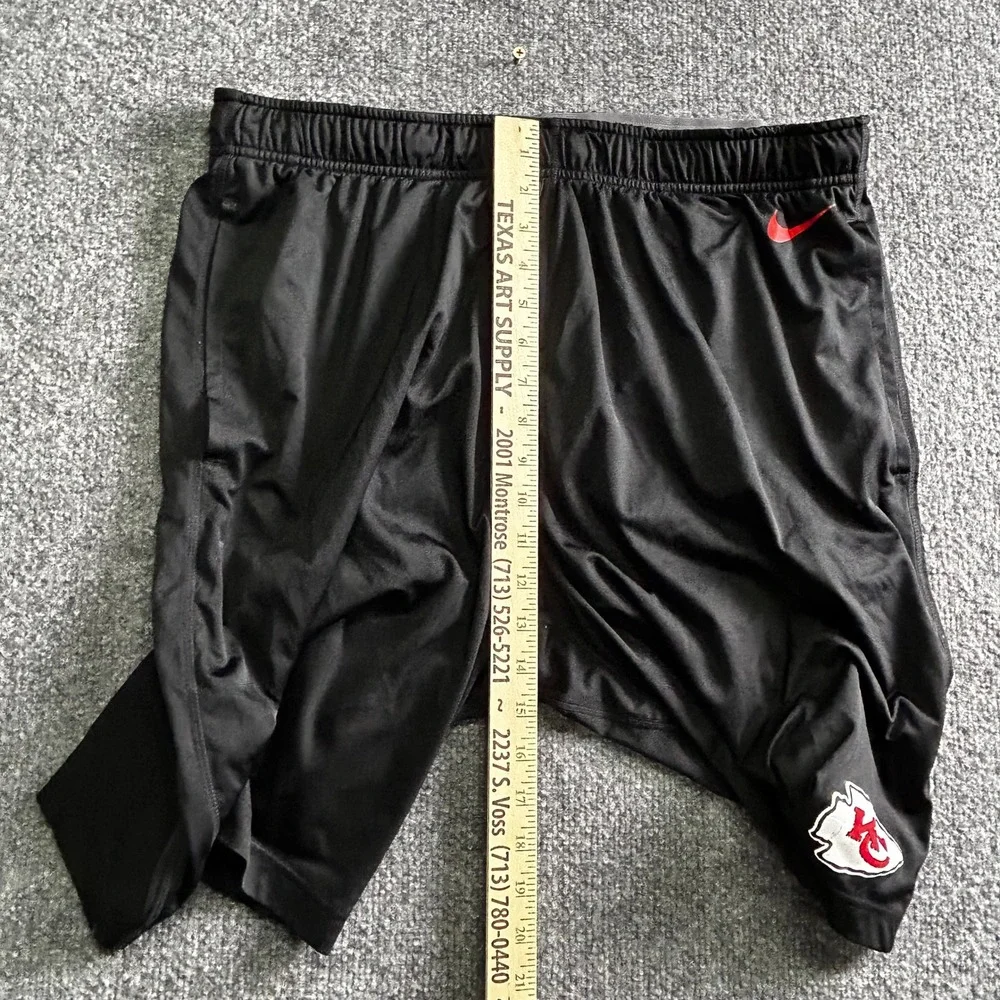 Nike Athletic Shorts Mens Size L Black Kansas City Chiefs NFL Dri-Fit Training